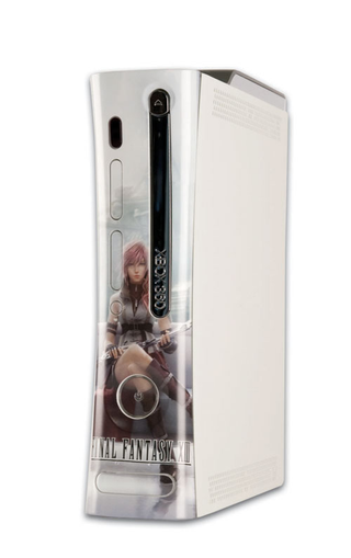 Illustration for article titled 360 Scores The Only Final Fantasy XIII Bundle Outside Of Japan